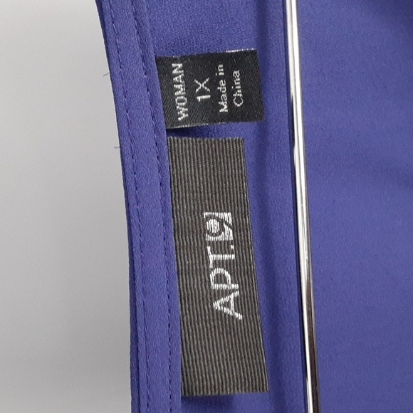 Apt. 9 V-Neck Indigo Navy Loose Fit Asymmetrical Long Sleeve Blouse - Picture 3 of 8